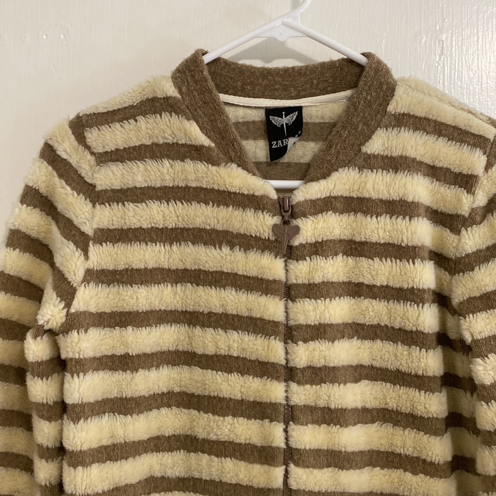 Lightweight jacket - Picture 2 of 6
